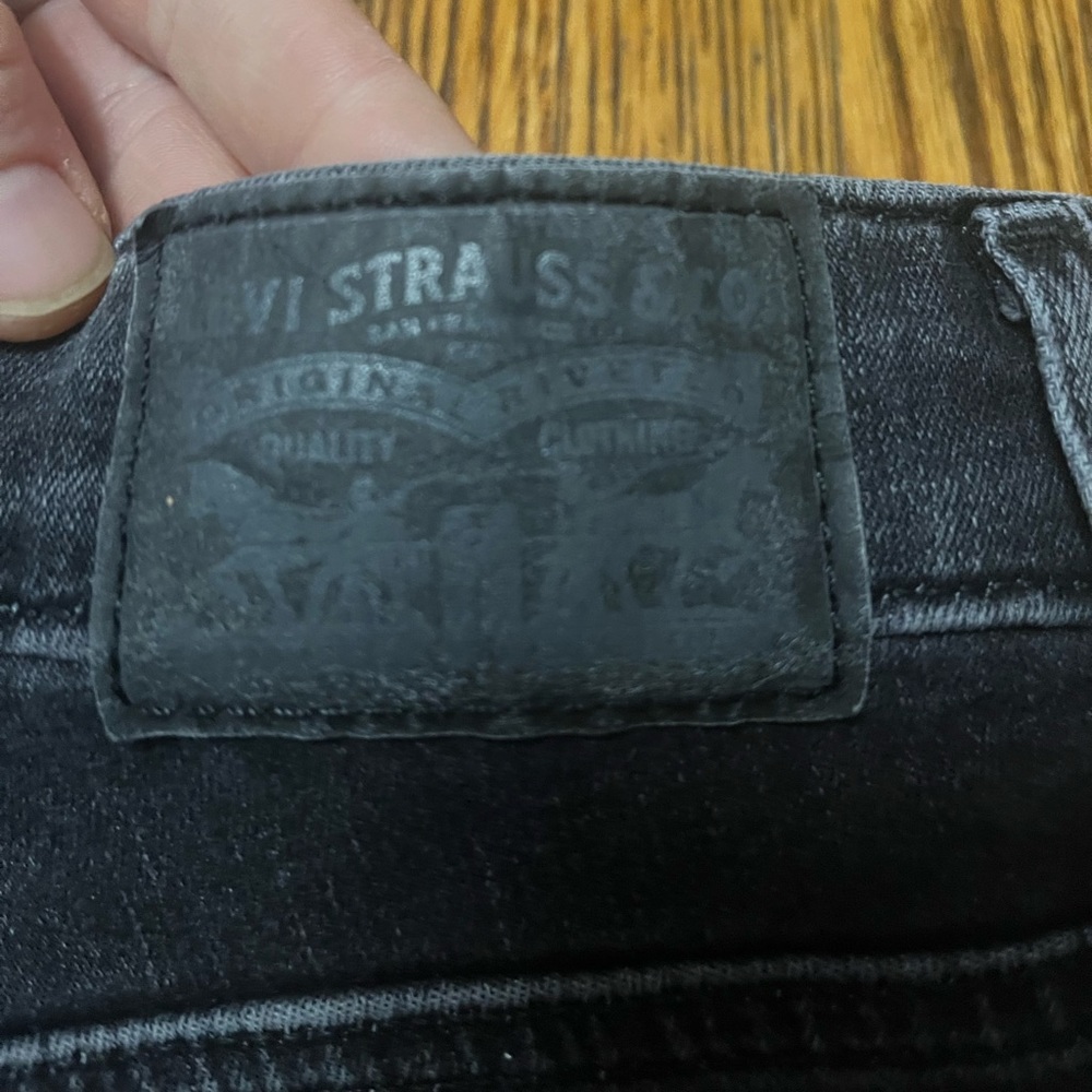 Levi black skinny Jeans 25